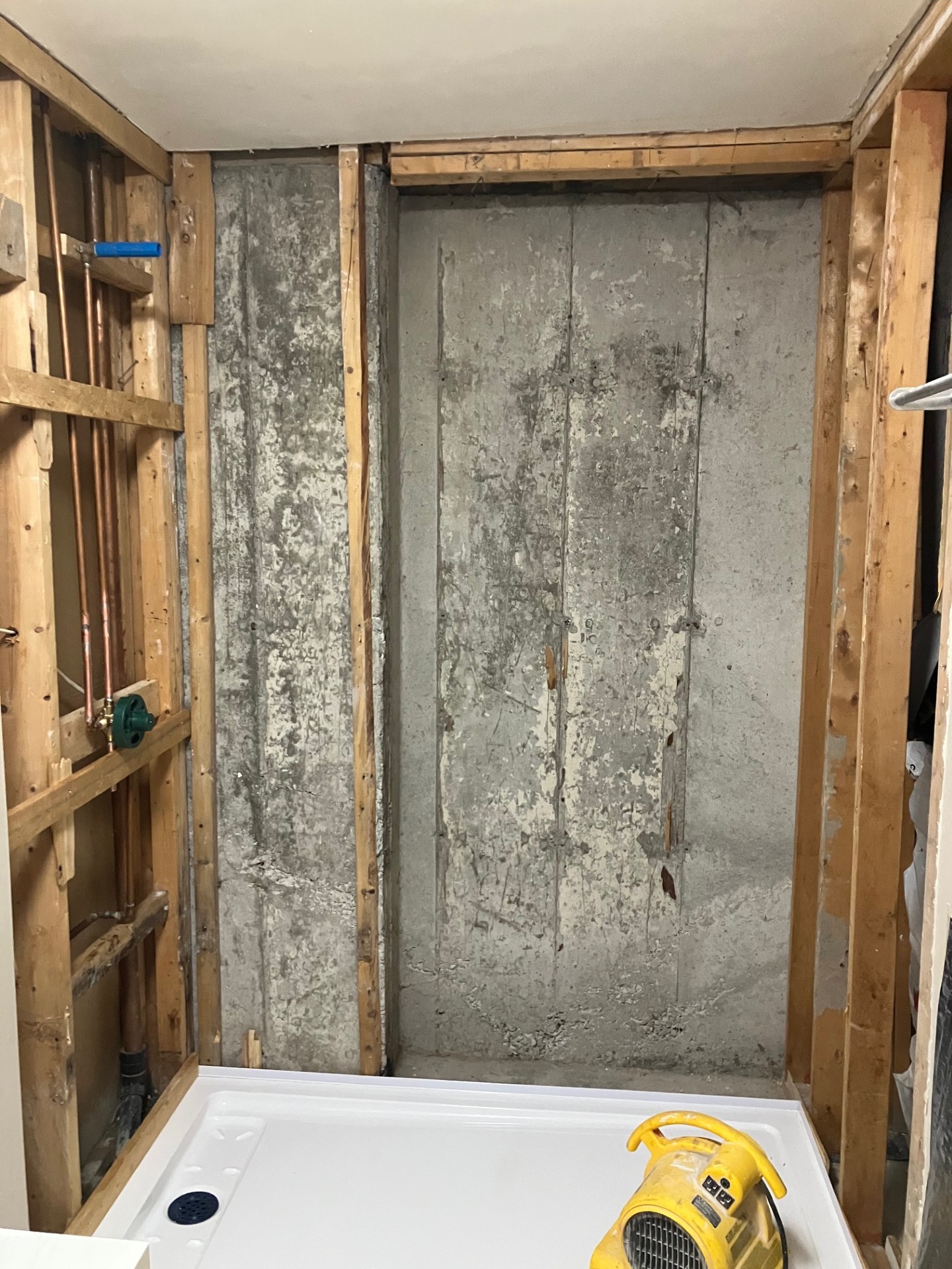 Professional shower installation - view complete progression
